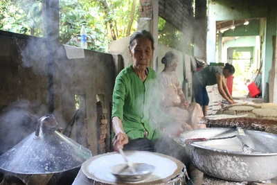 Đặc sản bánh tráng được "xuất ngoại" làm quà có gì đặc biệt?