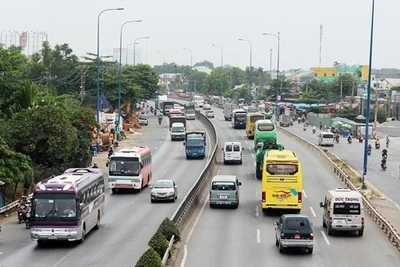 Quy định tốc độ tối đa cho phép của xe cơ giới có gì mới?