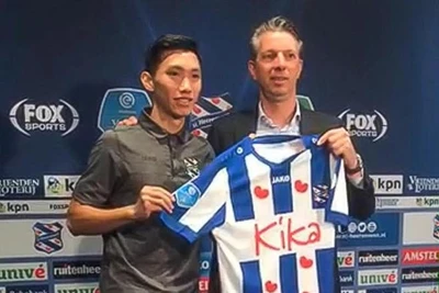 Đoàn Văn Hậu chính thức gia nhập SC Heerenveen, khoác áo số 15