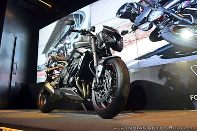 Triumph đang phát triển dòng xe Street Triple 2020