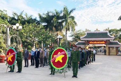 Ngày giáp Tết ở Nghĩa trang Liệt sĩ huyện Chư Prông