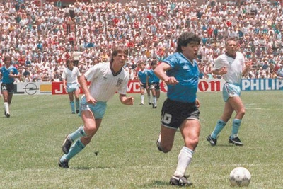 Nghi vấn về việc tài sản của Maradona bị 'rút ruột'