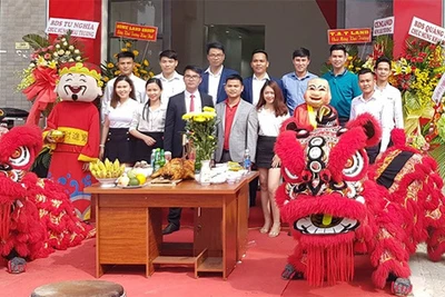 Cúng mở hàng đầu năm Tân Sửu 2021: "Tất tần tật" những điều cần biết để cả năm tài lộc dồi dào