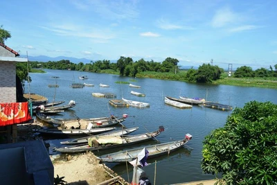 Nuôi cá trên... thuyền