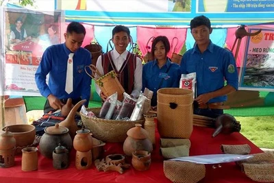 Chàng trai làm giàu bằng những câu chuyện văn hóa