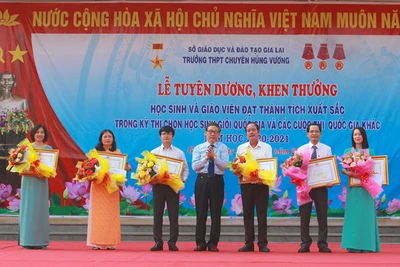 Trường THPT chuyên Hùng Vương tuyên dương 34 học sinh đạt giải quốc gia