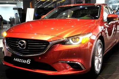 Ô tô Mazda lại giảm giá hàng loạt, về mức thấp kỷ lục