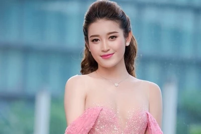 Á hậu Huyền My hội ngộ Kỳ Duyên trước giờ đi thi Miss Grand International 2017