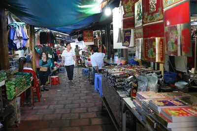 Trong các chợ ở Phnom Penh