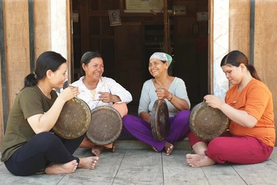 Làng Leng vang tiếng cồng chiêng