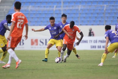 Một số câu lạc bộ V.League hết kiên nhẫn, muốn dừng V-League 2021