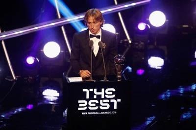 Modric thắng The Best