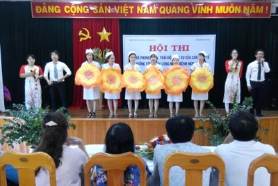 Hội thi "Đổi mới phong cách hướng tới sự hài lòng của người bệnh"