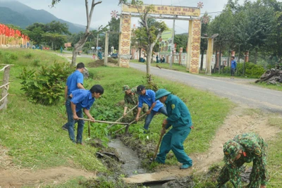 Thắt chặt đoàn kết quân dân