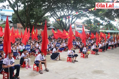 Gia Lai hân hoan ngày hội khai trường