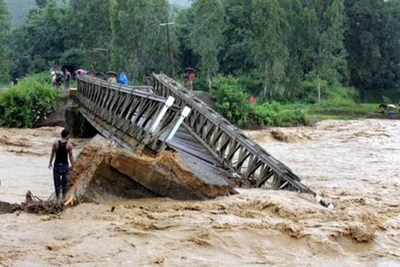 Dự báo thời tiết hôm nay (25-11): Bắc Bộ lạnh tăng cường, miền Trung mưa lớn