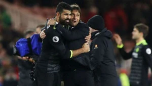 Diego Costa tỏa sáng đưa Chelsea lên ngôi đầu Premier League