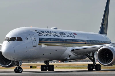 Singapore Airlines ngừng bay 2 chiếc Boeing vì động cơ bị hỏng