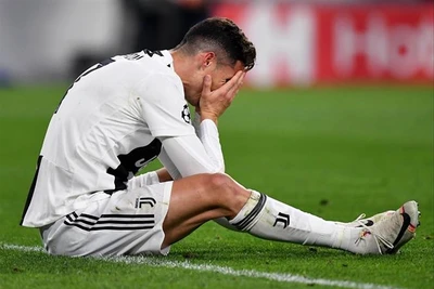 Ronaldo bị loại khỏi cuộc đua bóng Vàng?