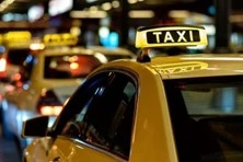 Người dân Đắk Lắk khi đi taxi buộc phải khai báo y tế