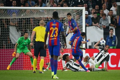 Thua tan tác Juventus, Barcelona lại mơ kỳ tích