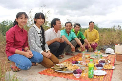 Tết thanh minh của người Tày ở Hà Ra