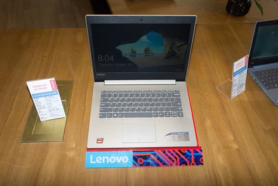 Lenovo trình làng laptop IdeaPad 320, giá 8,5 triệu đồng