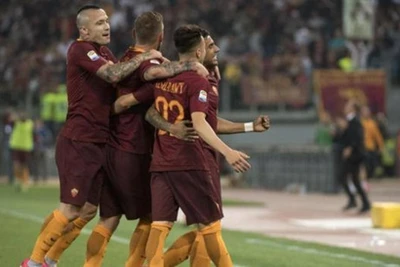 Thua ngược AS Roma, Juventus chưa thể đăng quang tại Serie A