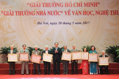 Chủ tịch nước trao "Giải thưởng Hồ Chí Minh" về văn học, nghệ thuật