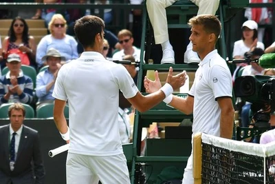 Wimbledon: Djokovic giành chiến thắng chỉ sau 40 phút thi đấu