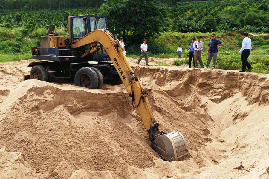 Kon Tum: Công an vào cuộc vụ khai thác cát trái phép