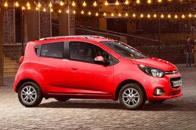 Chevrolet Spark 2018 có giá từ 299 triệu đồng tại Việt Nam