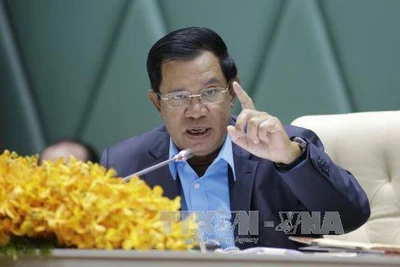 Thủ tướng Hun Sen cảnh báo Mỹ không can dự nội bộ Campuchia