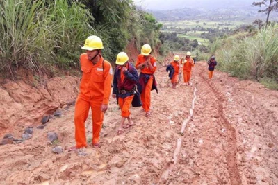 Gian nan thợ điện vùng sâu