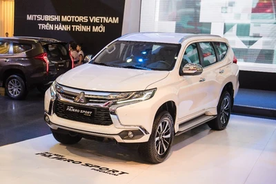 Mitsubishi Pajero Sport "đại hạ giá" gần 200 triệu tại Việt Nam