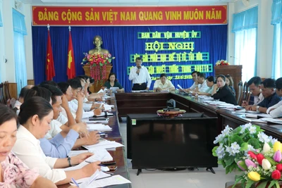 Kbang tìm giải pháp ngăn chặn tảo hôn và tự tử