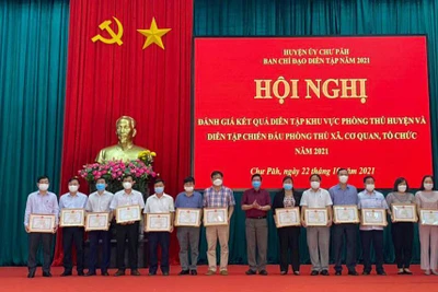 Chư Păh tổng kết, rút kinh nghiệm diễn tập khu vực phòng thủ năm 2021