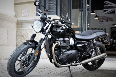 Triumph Street Twin - môtô hoài cổ giá 350 triệu tại Việt Nam