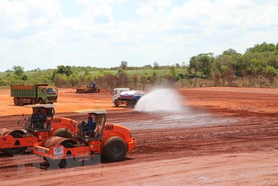 Bộ Giao thông Vận tải đề nghị hoàn thiện 2 tuyến đường kết nối sân bay Long Thành