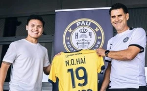 Tiền vệ Quang Hải đến Pau FC: "Tôi sẵn sàng chấp nhận mọi thử thách"