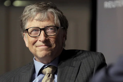 Bill Gates gia nhập câu lạc bộ 100 tỉ USD cùng ông chủ Amazon