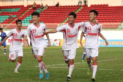 Giành chiến thắng nghẹt thở, U19 HA.GL vào bán kết