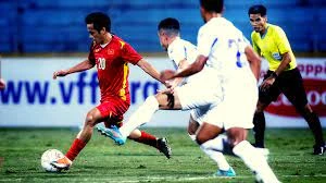 Highlights Việt Nam 1-0 Philippines: Văn Quyết tỏa sáng, Việt Nam sẵn sàng cho AFF Cup  