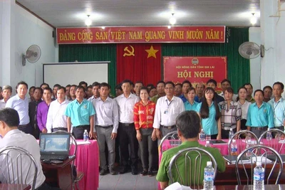 Ra mắt câu lạc bộ "Nông dân với pháp luật" tại xã Ia Bang