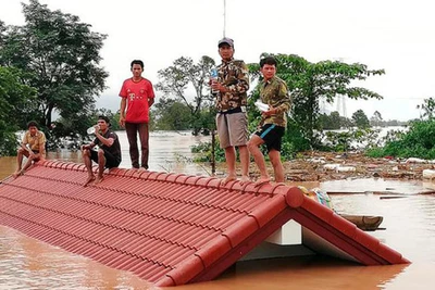 Bộ trưởng Lào: Vỡ đập thủy điện do "thi công kém chất lượng"