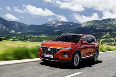 Hyundai Sante Fe mới có giá từ 1 tỷ đồng tại Anh