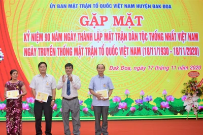 Đak Đoa tọa đàm kỷ niệm 90 năm Ngày truyền thống MTTQ Việt Nam