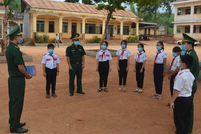 Khơi gợi tình yêu biên giới trong học đường