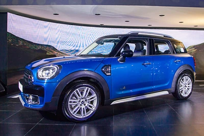 MINI Countryman thế hệ mới lần đầu về Việt Nam, giá từ 1,749 tỉ đồng