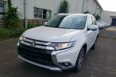 Mitsubishi Outlander lắp ráp trong nước bất ngờ lộ diện